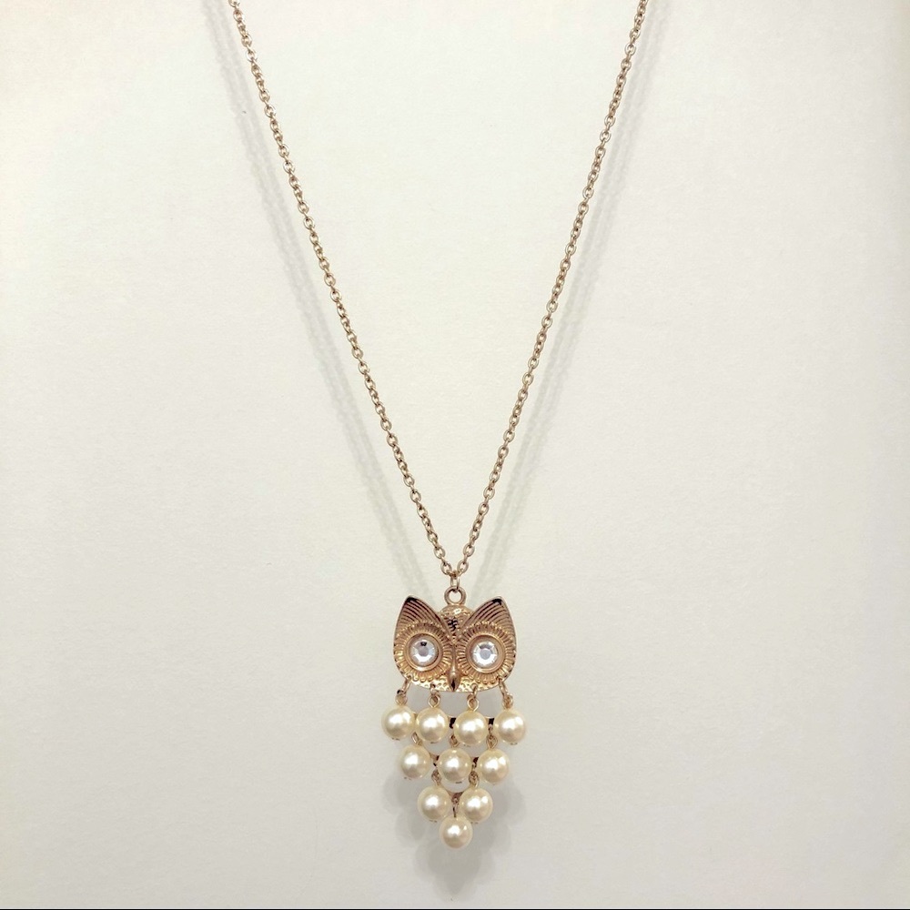 Claire’s Owl Necklace